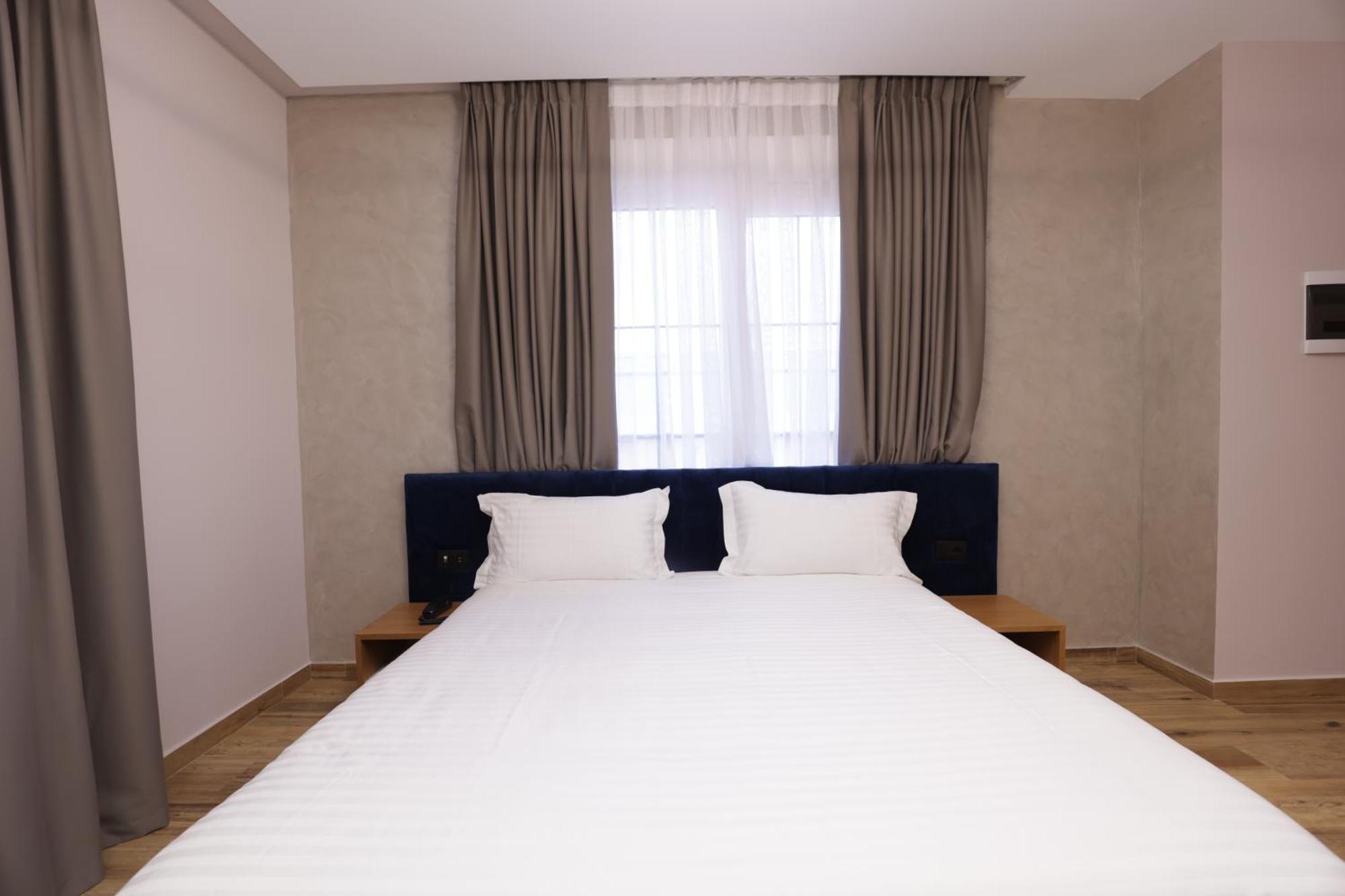 Residence Inn Hotel Tirana Exterior foto
